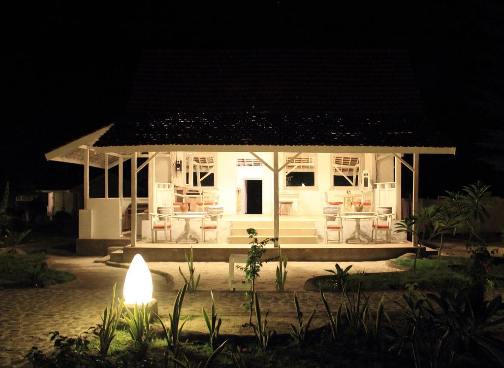 Hotel Gazebo Meno Gili Meno Esterno foto